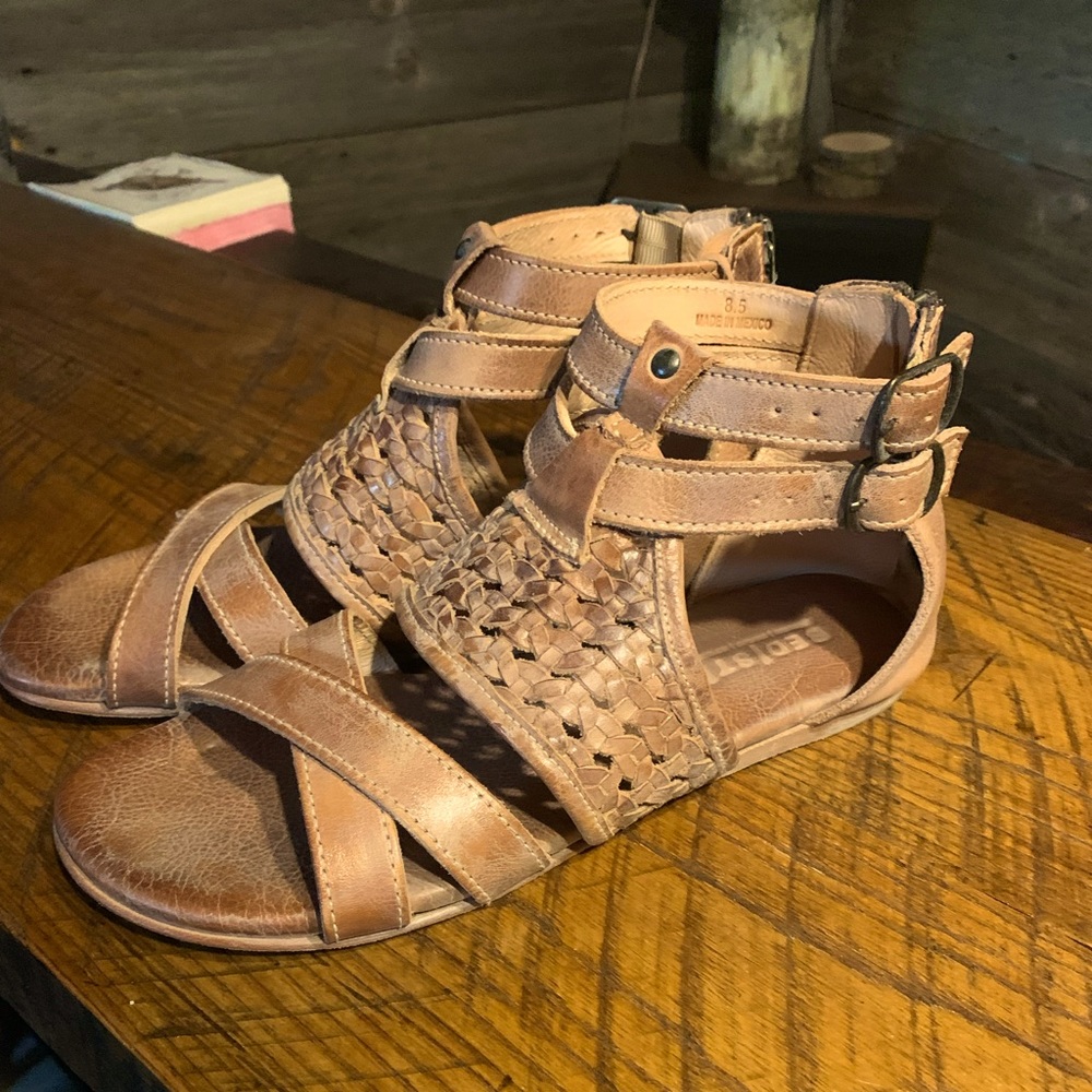 WOMENS Brand NEW BedStu Sandals size 8.5